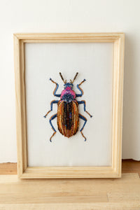 Trovelore Eucyrtus Glorious Beetle Beaded Art Cadeau